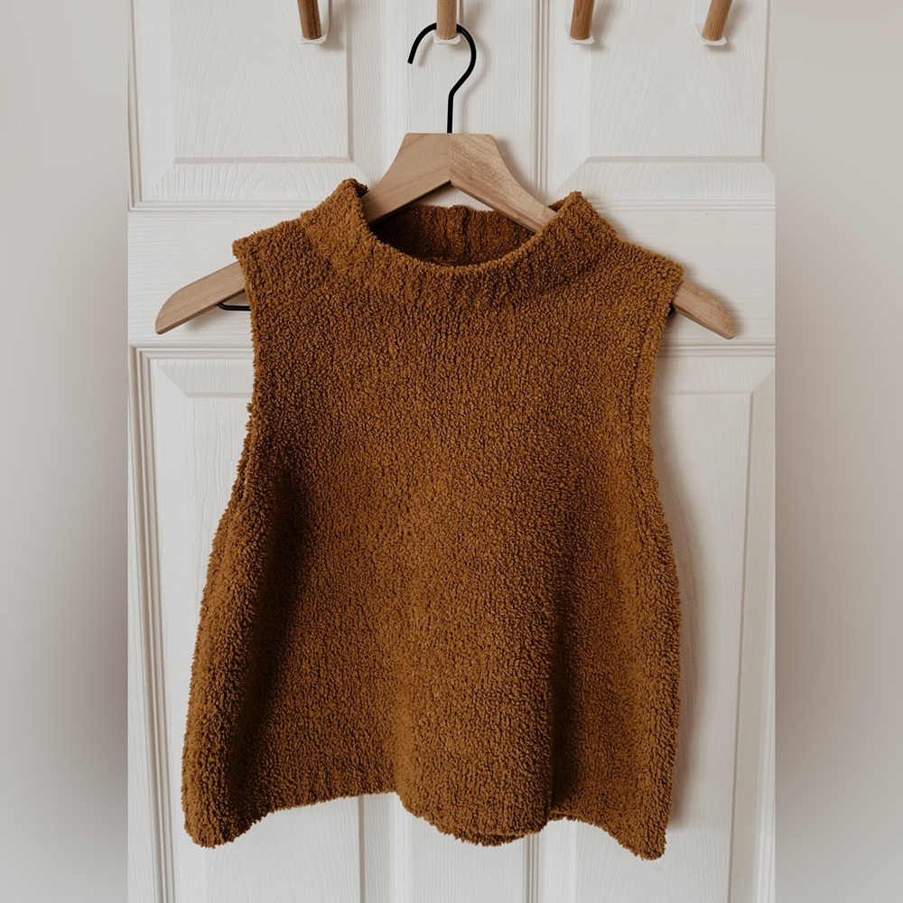 Sleeveless Sweater